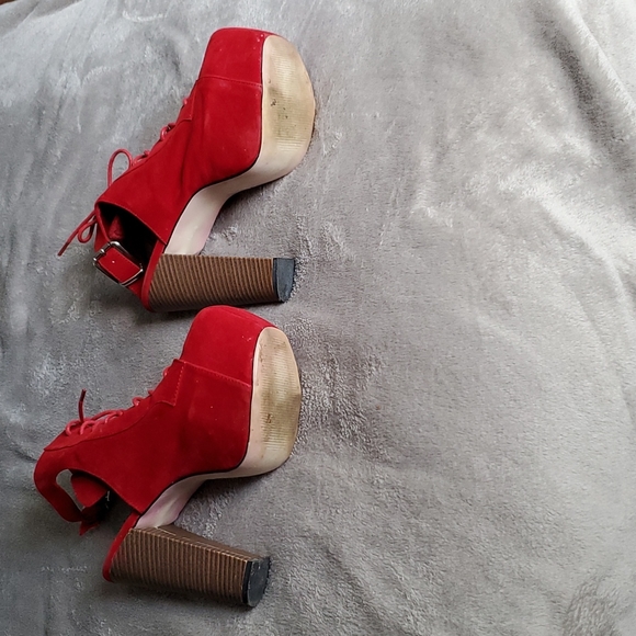 Jeffrey Campbell **INSPIRED** Red Open Heeled Bootie - Picture 5 of 5